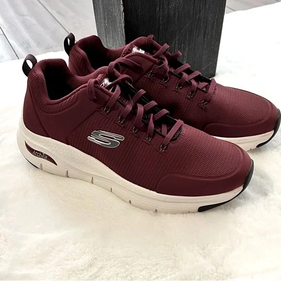 Skechers Men's Arch Fit Titan Sneakers Burgundy Size 8.5 - Picture 2 of 16